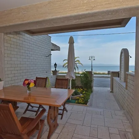 Camellia Beachfront House Potidea